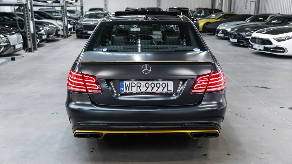MERCEDES-BENZ E Klasa -