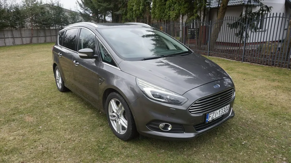 FORD S-MAX -