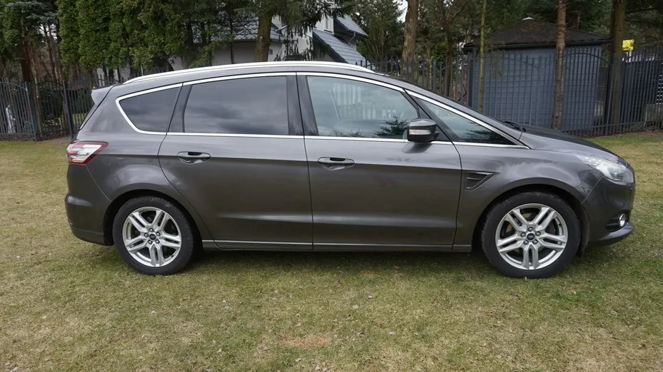 FORD S-MAX -