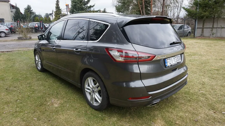 FORD S-MAX -