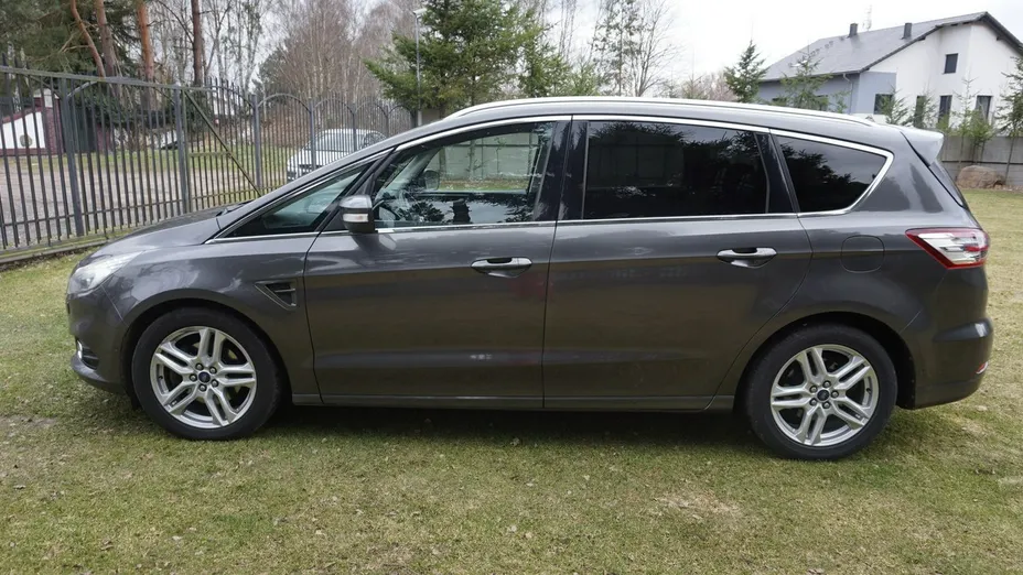 FORD S-MAX -