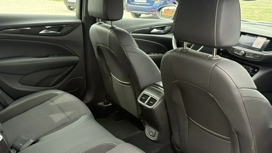 OPEL Insignia -
