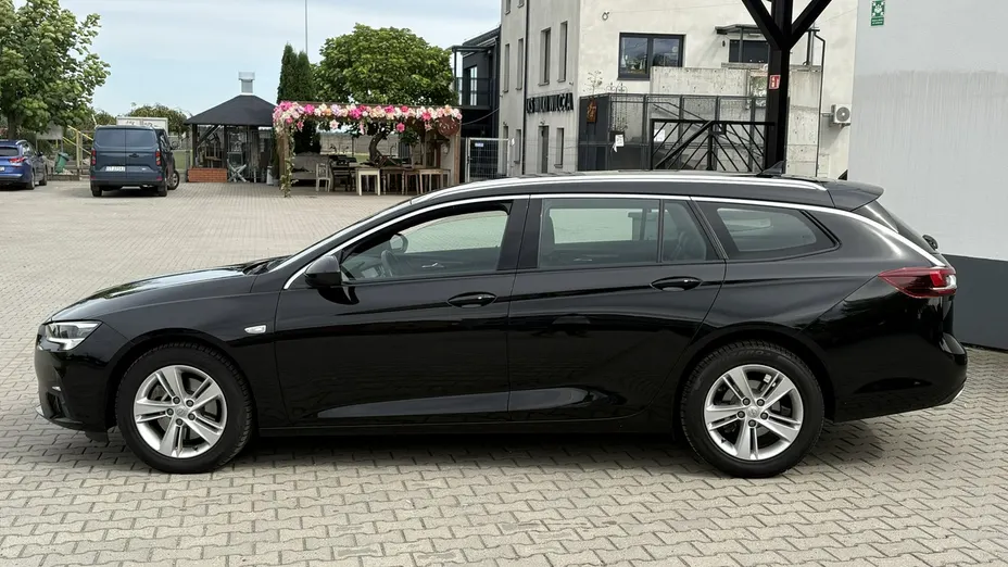 OPEL Insignia -
