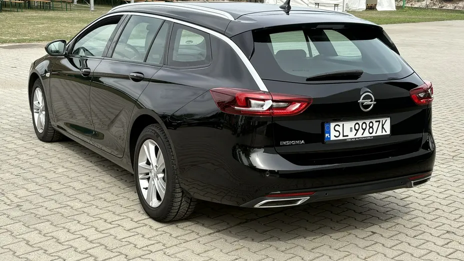 OPEL Insignia -