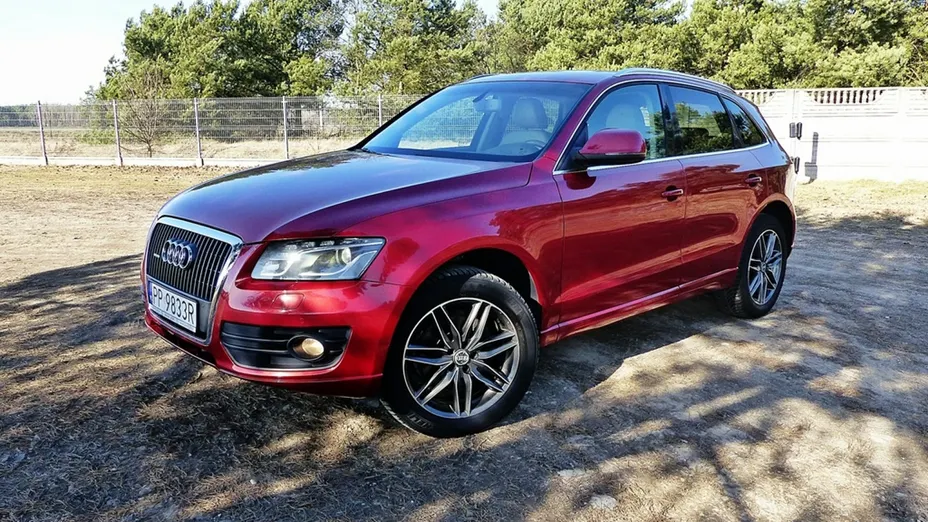 AUDI Q5 -