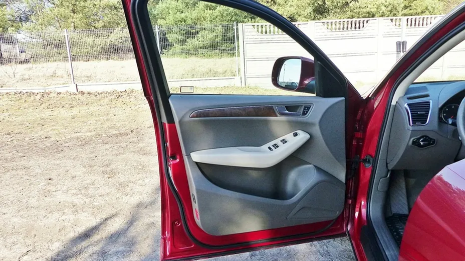 AUDI Q5 -