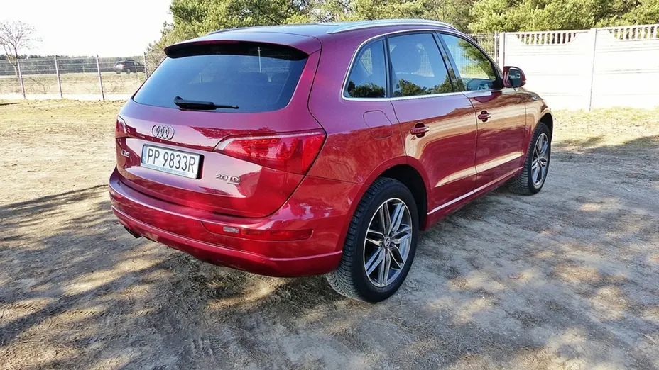 AUDI Q5 -