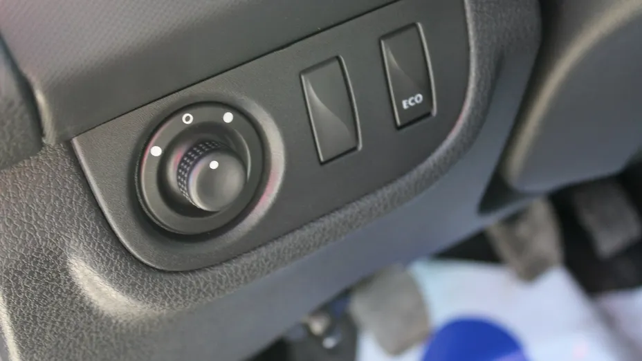 DACIA Logan -