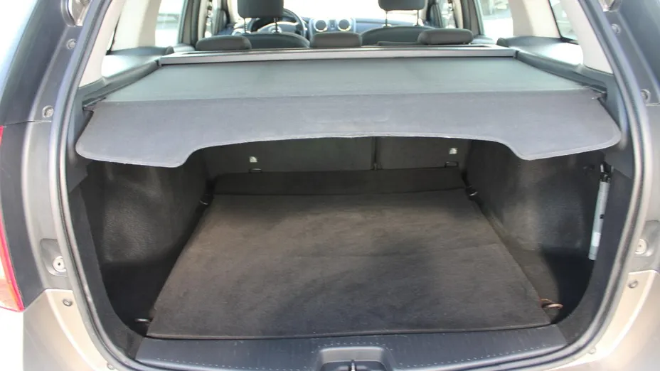 DACIA Logan -