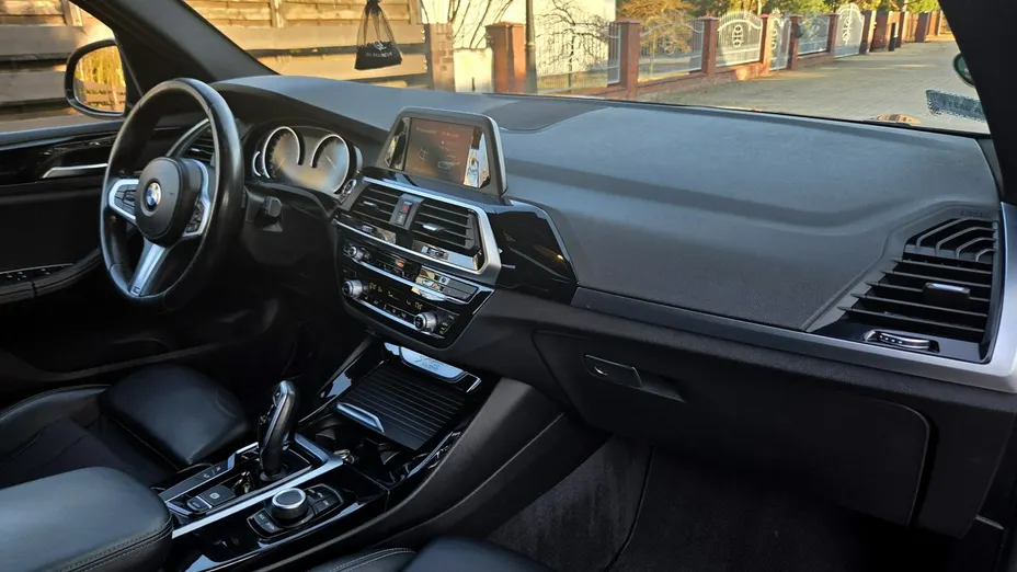 BMW X3 -