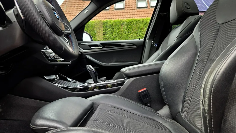 BMW X3 -