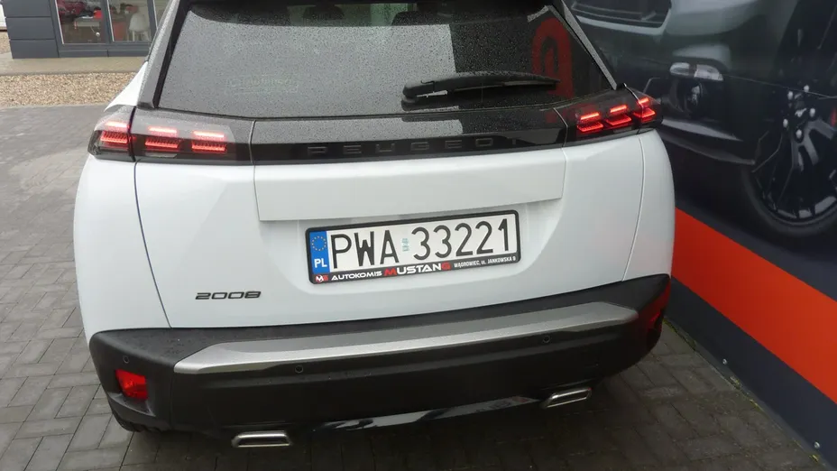 PEUGEOT 2008 -