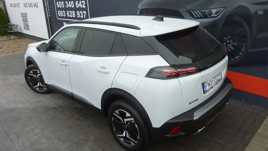 PEUGEOT 2008 -