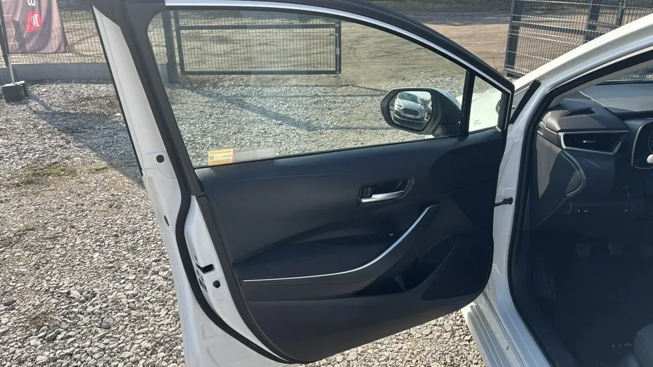 TOYOTA Corolla -