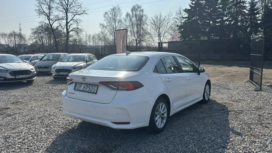 TOYOTA Corolla -