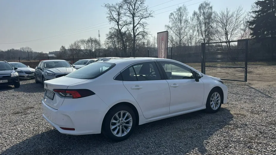 TOYOTA Corolla -