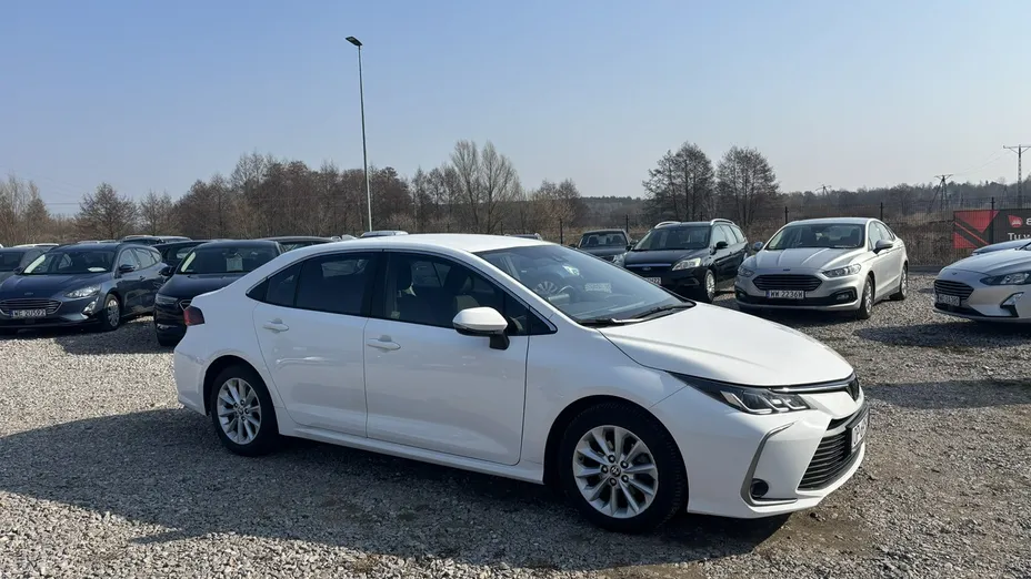 TOYOTA Corolla -