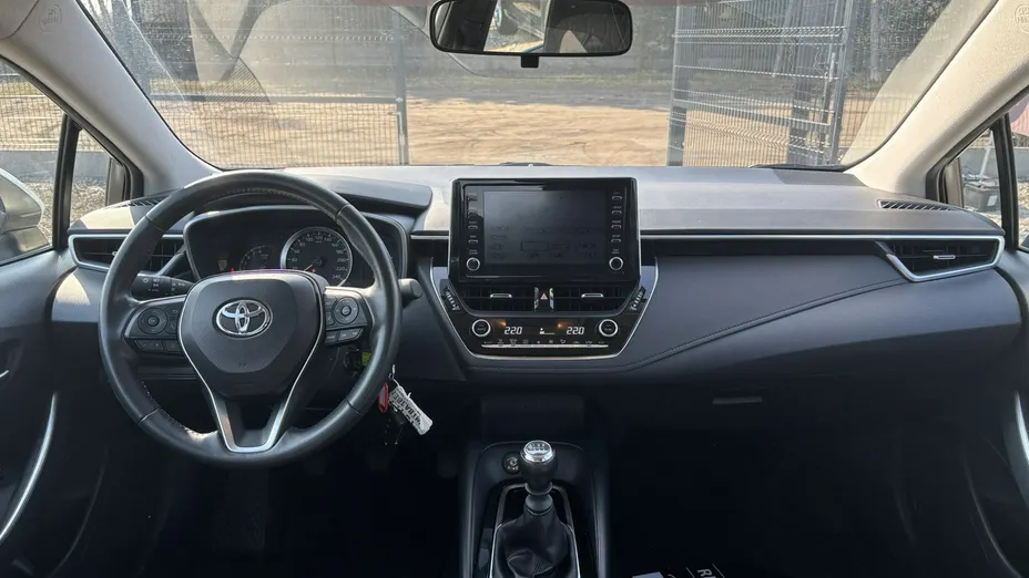 TOYOTA Corolla -