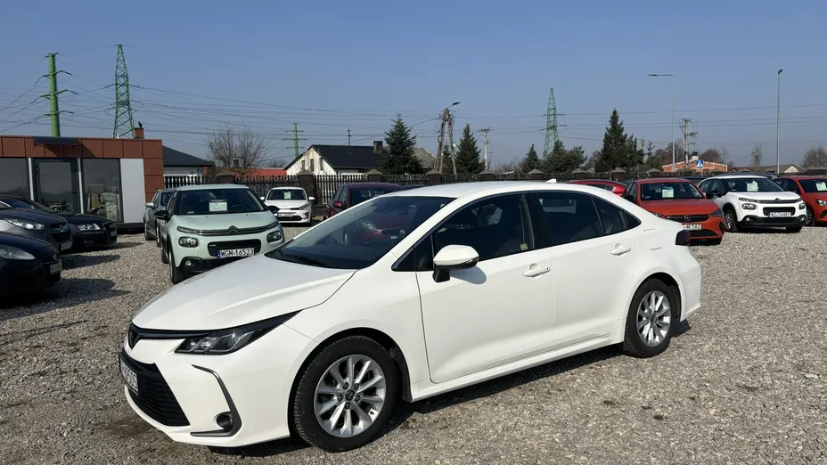 TOYOTA Corolla -
