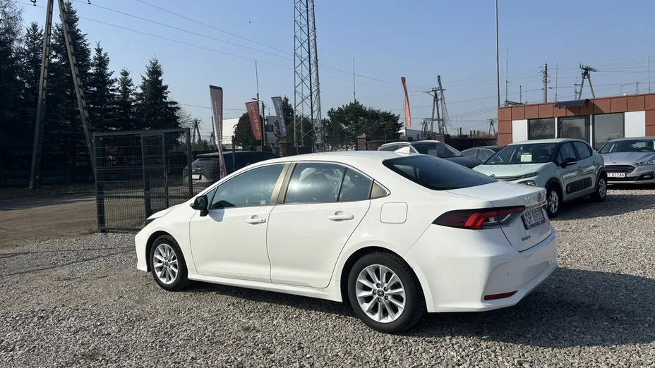 TOYOTA Corolla -