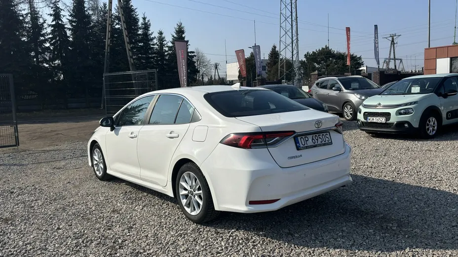 TOYOTA Corolla -