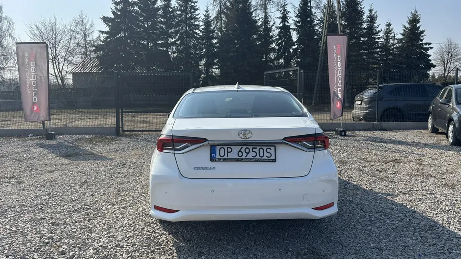 TOYOTA Corolla -