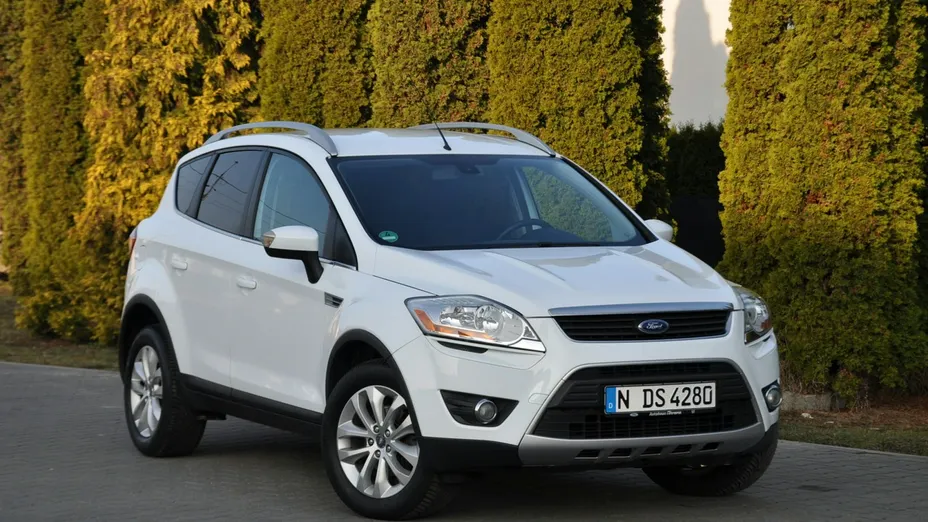 FORD Kuga -