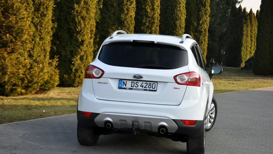 FORD Kuga -