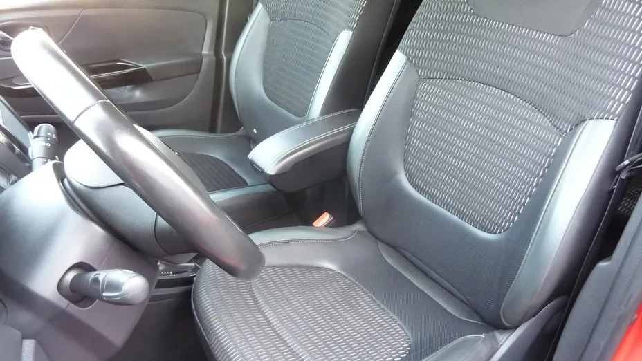 RENAULT Captur -