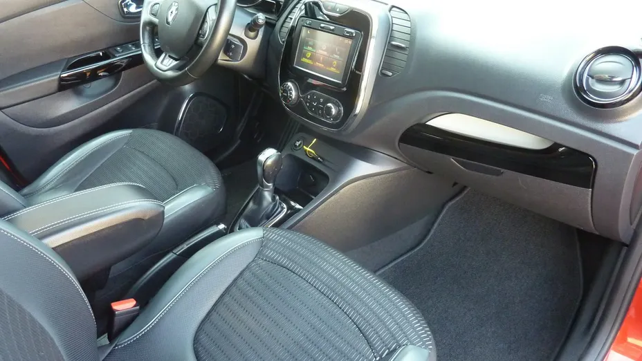 RENAULT Captur -