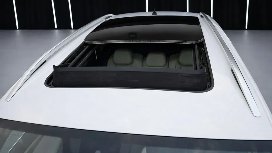 SKODA Karoq -