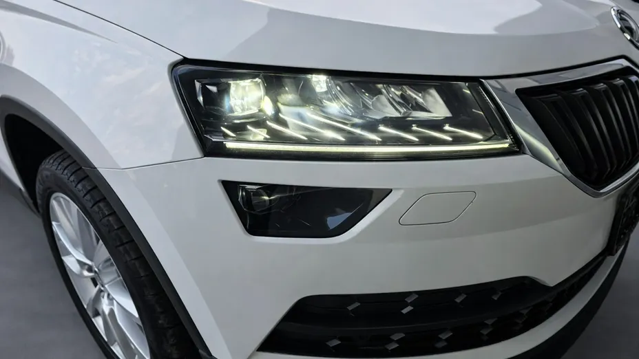 SKODA Karoq -