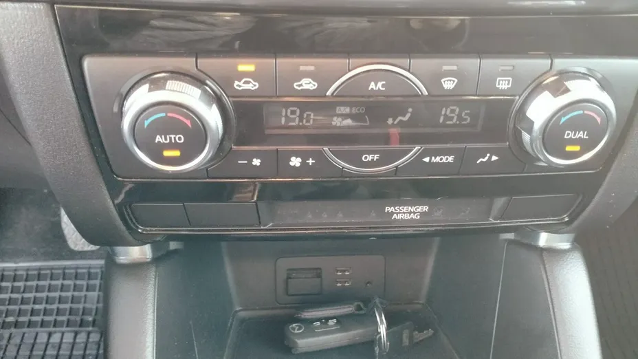 MAZDA CX-5 -