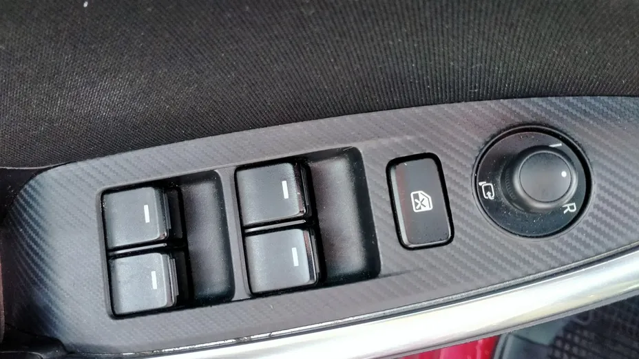 MAZDA CX-5 -