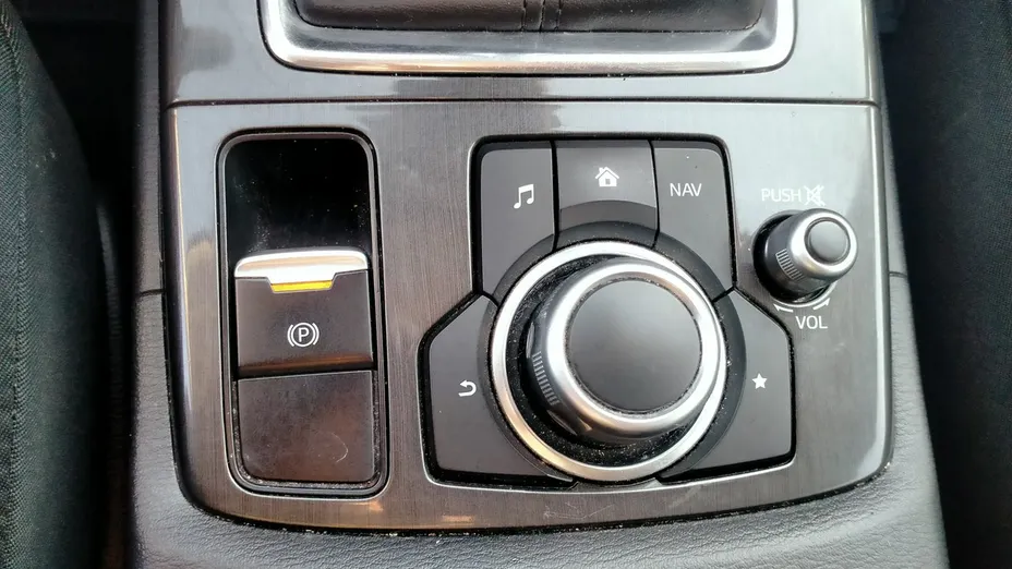 MAZDA CX-5 -