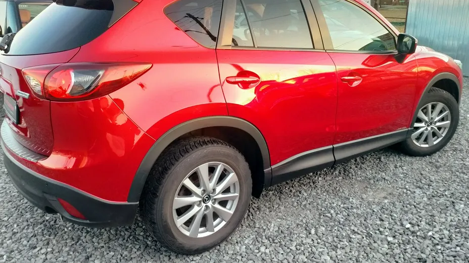 MAZDA CX-5 -