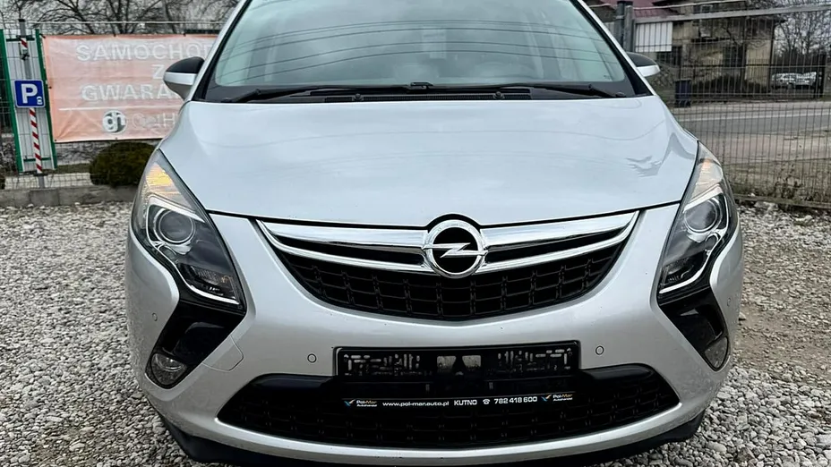 OPEL Zafira -
