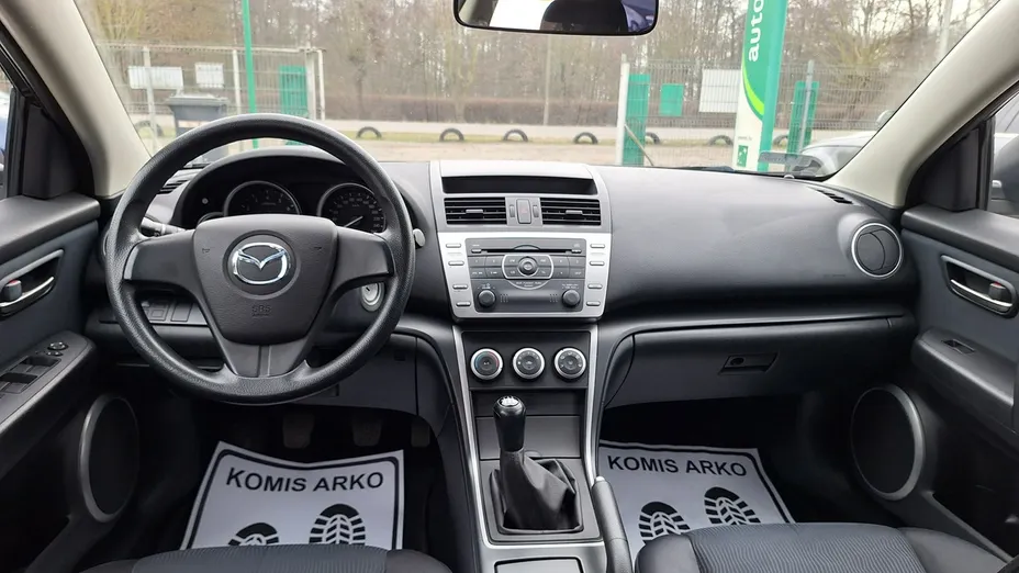 MAZDA 6 -