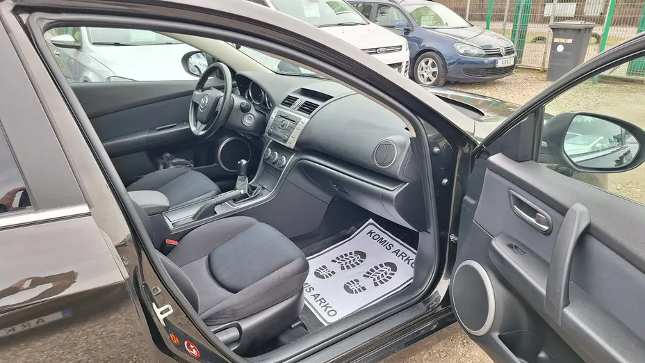 MAZDA 6 -