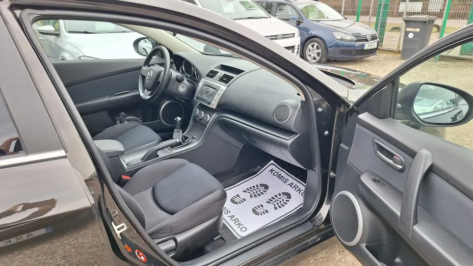 MAZDA 6 -