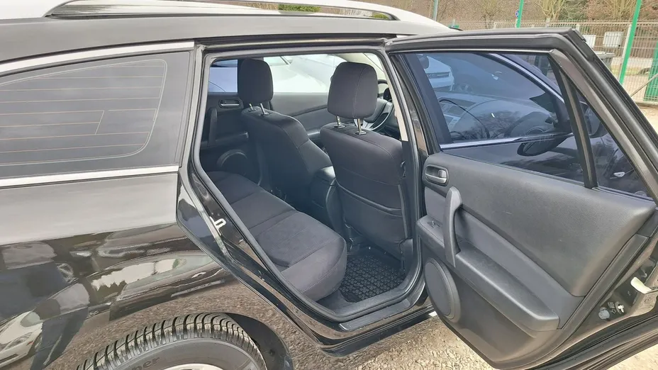 MAZDA 6 -