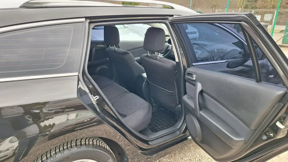 MAZDA 6 -