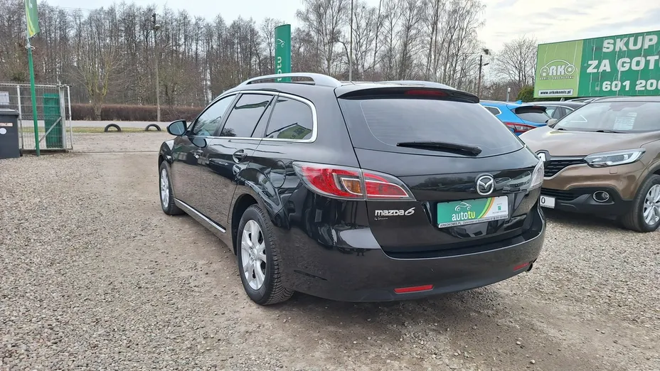 MAZDA 6 -