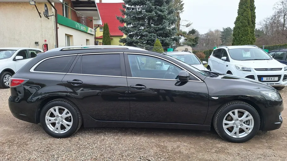 MAZDA 6 -