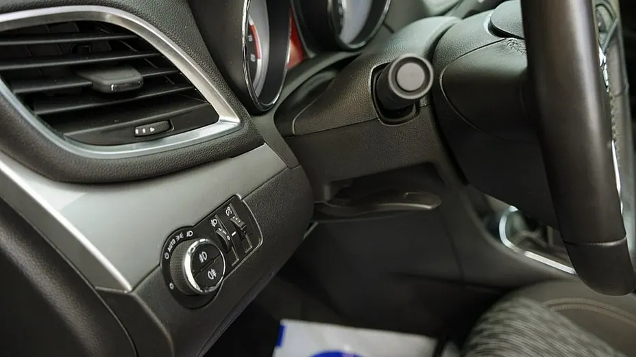OPEL Mokka -