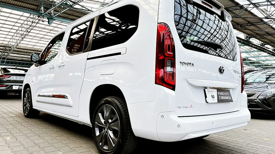 TOYOTA Proace City Verso -