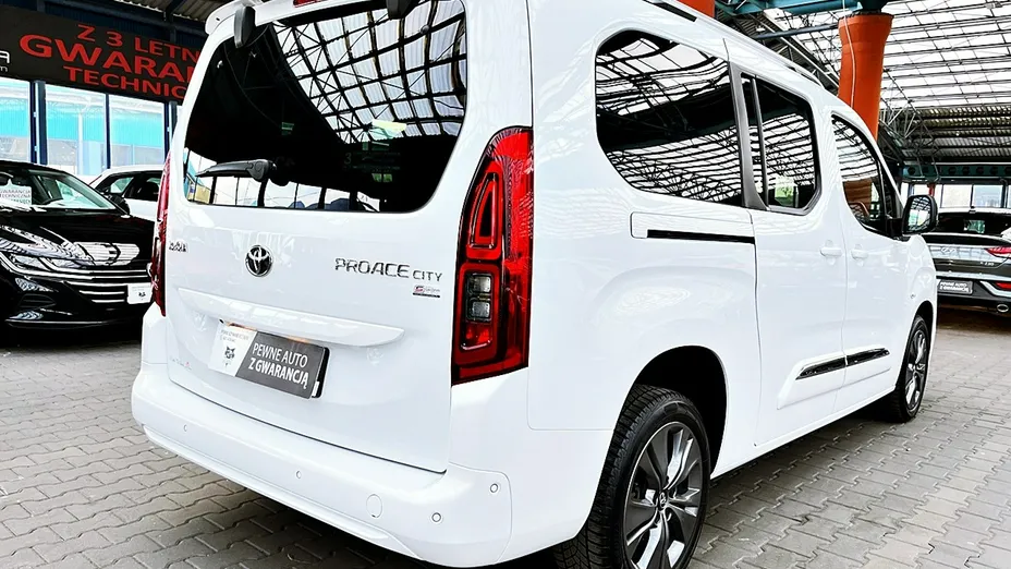 TOYOTA Proace City Verso -