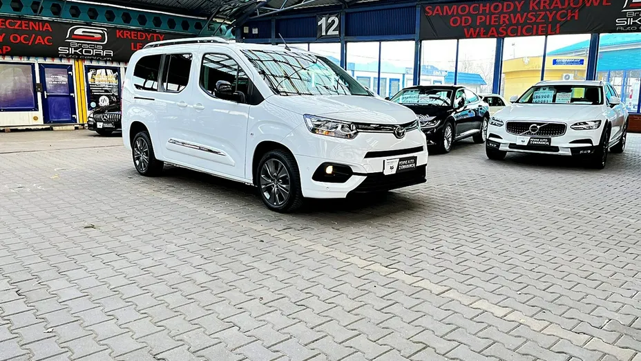TOYOTA Proace City Verso -