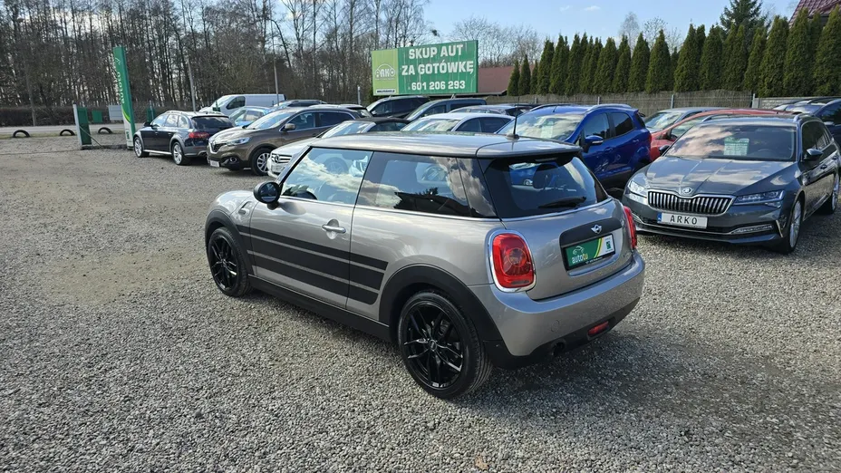 MINI One -