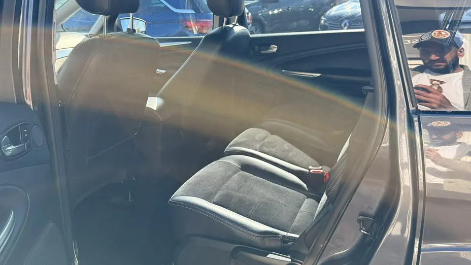FORD S-MAX -